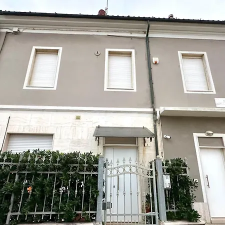 Se137 - Senigallia, Monolocale Al Piano Terra, In Ottima Posizione Apartman